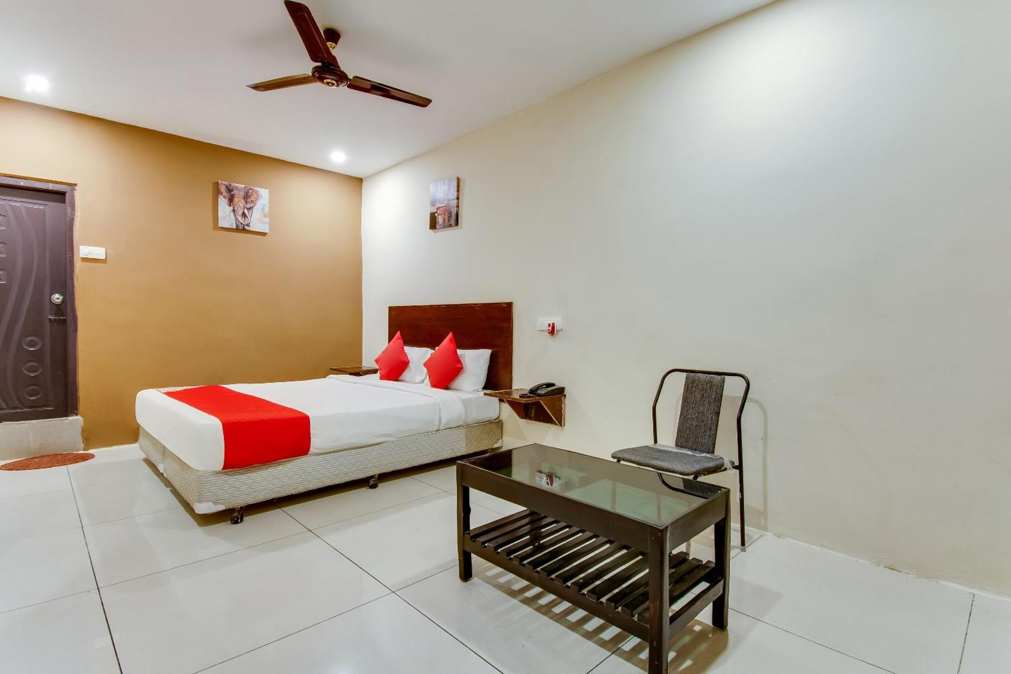 Oyo Akshaya Nest Hotel Vijayawada Luaran gambar