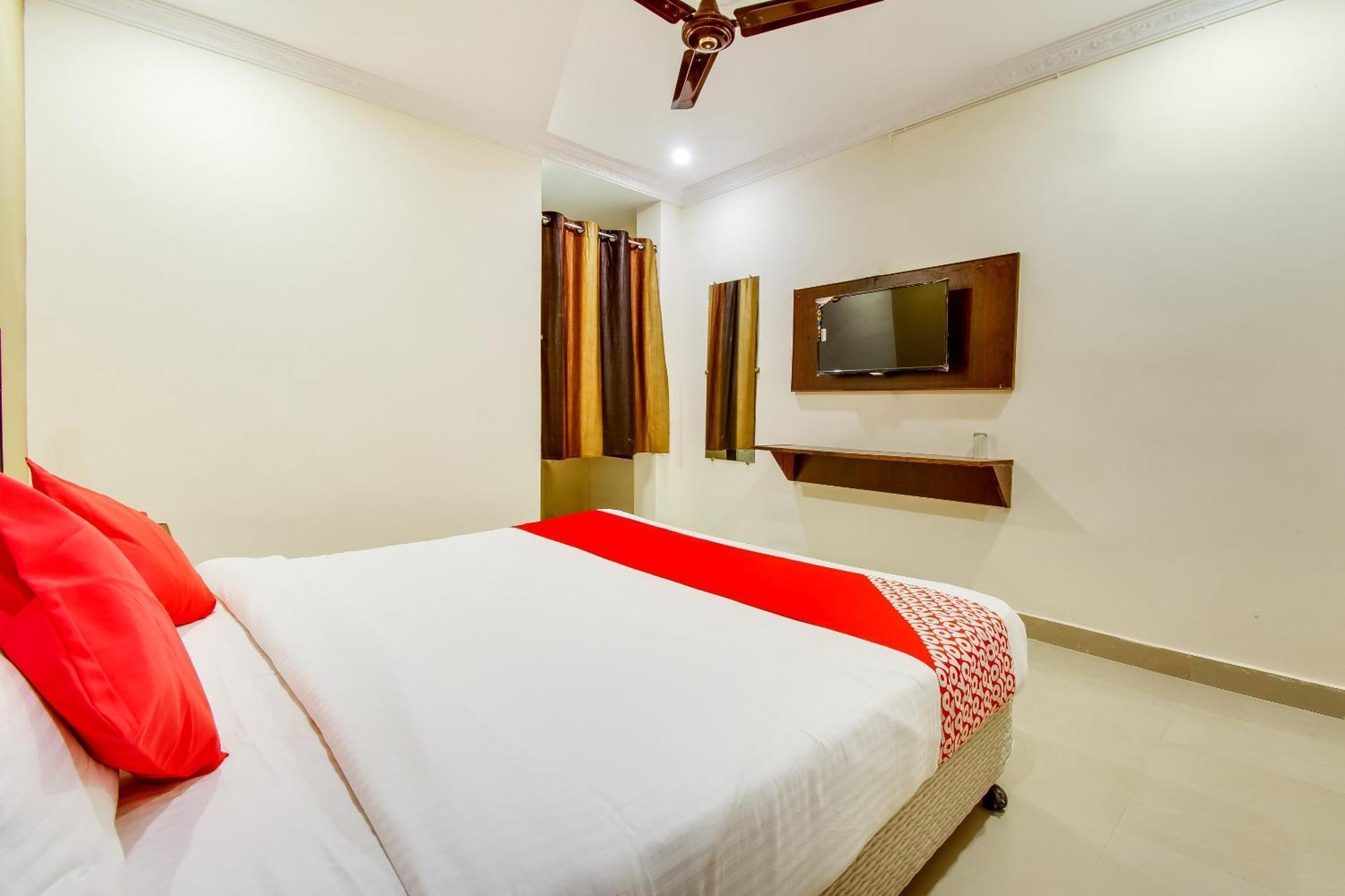 Oyo Akshaya Nest Hotel Vijayawada Luaran gambar