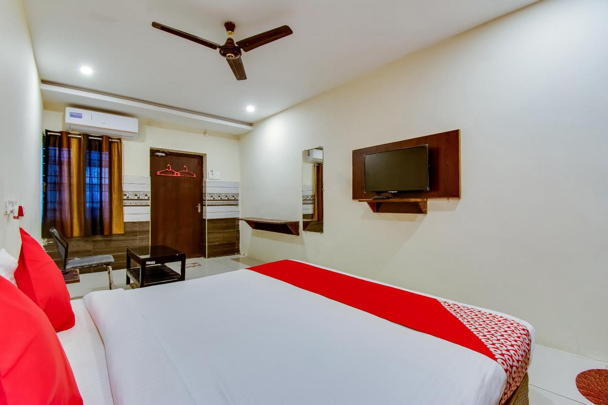 Oyo Akshaya Nest Hotel Vijayawada Luaran gambar