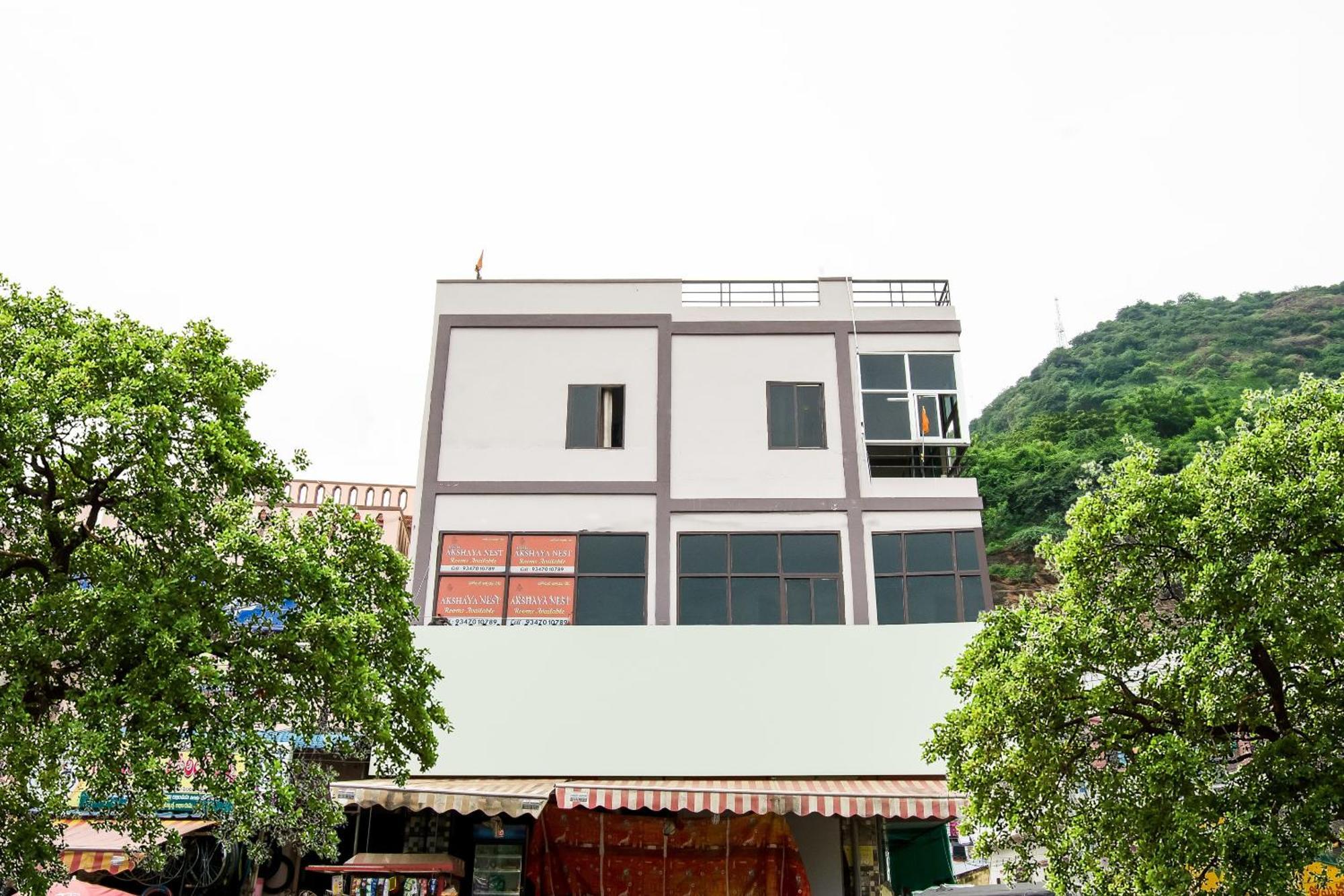 Oyo Akshaya Nest Hotel Vijayawada Luaran gambar